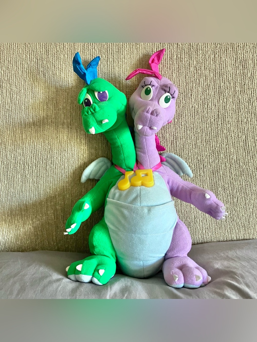 Vintage Dragontales Zack & Wheezie plush